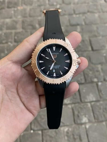 T...@g! He-uer Aquaracer