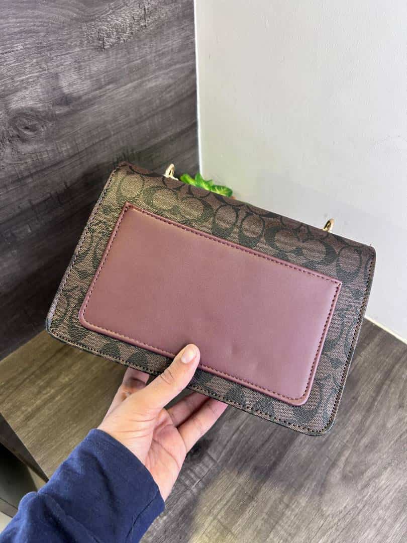 COACH_Sling_Bag_1007