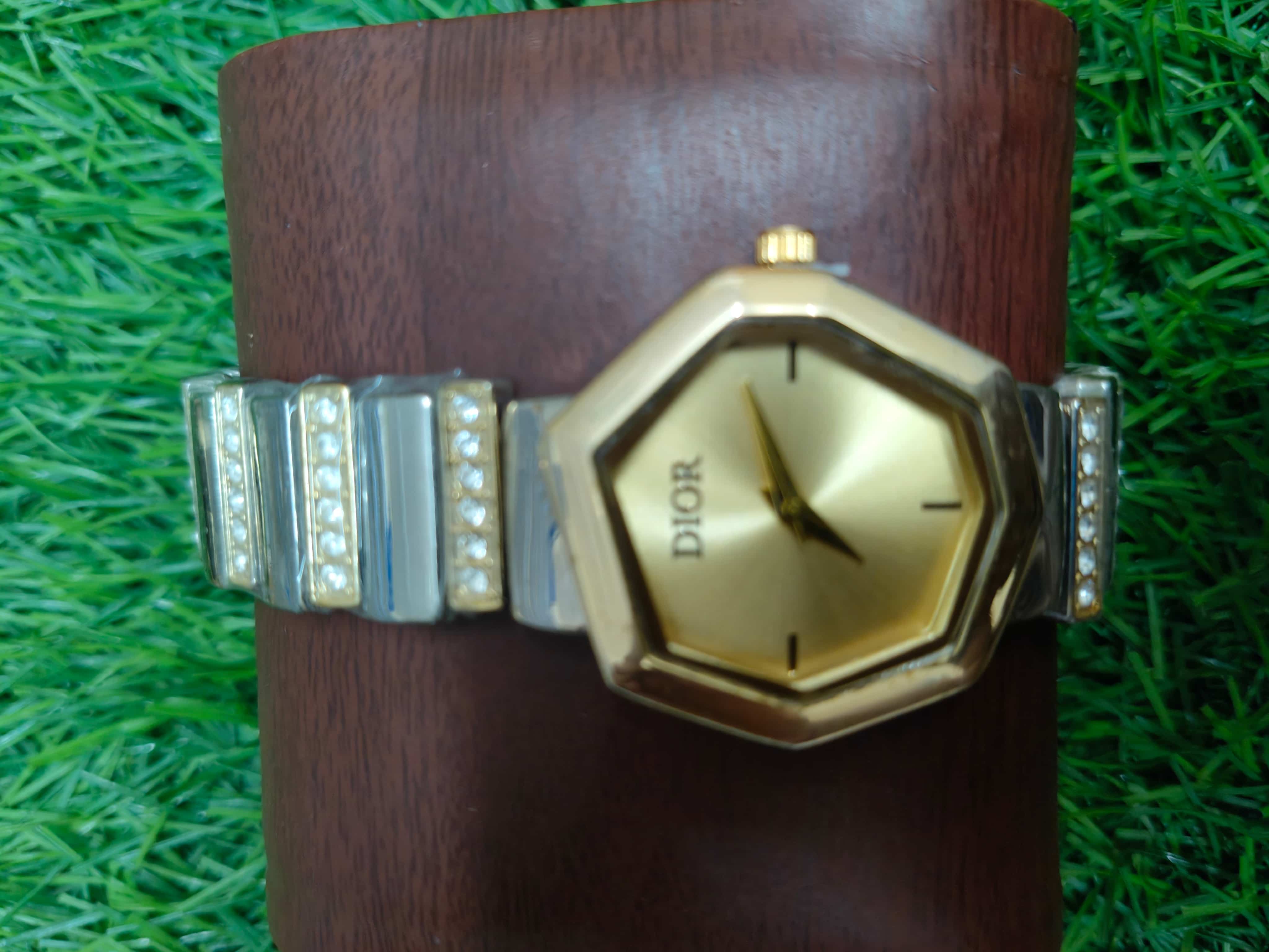 DiOR ladies
