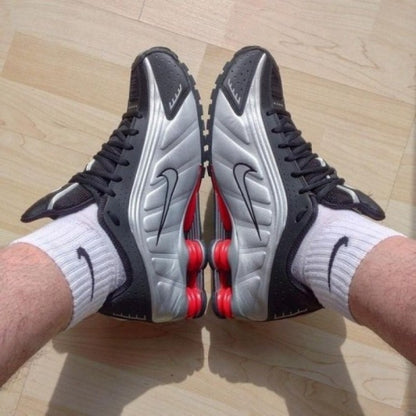 Nike Air Shox R4 METALLIC BLACK SILVER