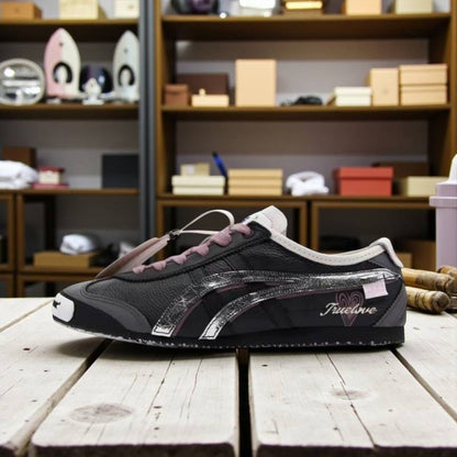 Onitsuka Tiger Sneakers Mexico 66 x Panda Prank Black with OG Box For Mens