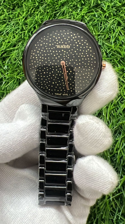 RADO. ceRAmic