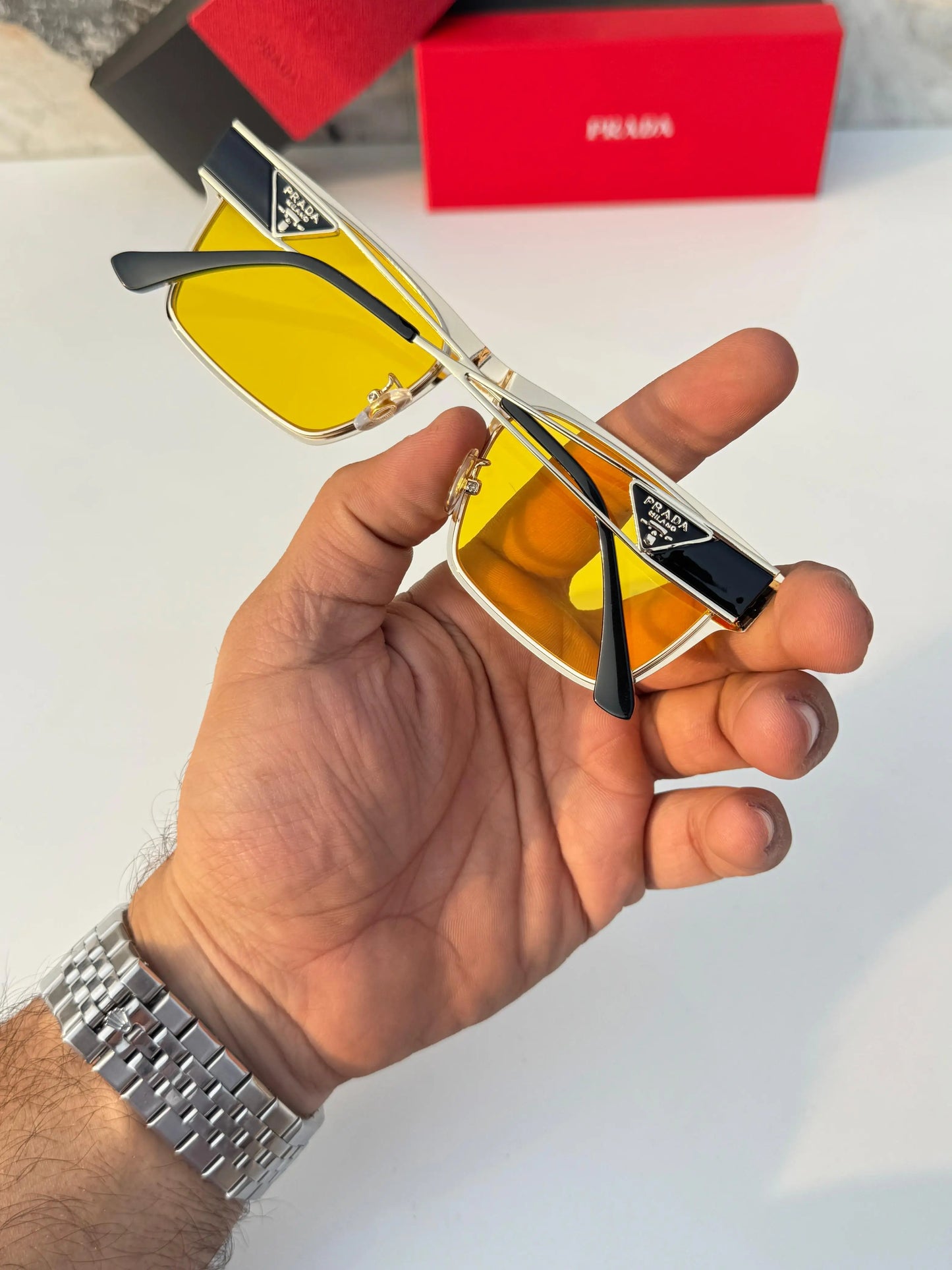 Prada_68079_yellow