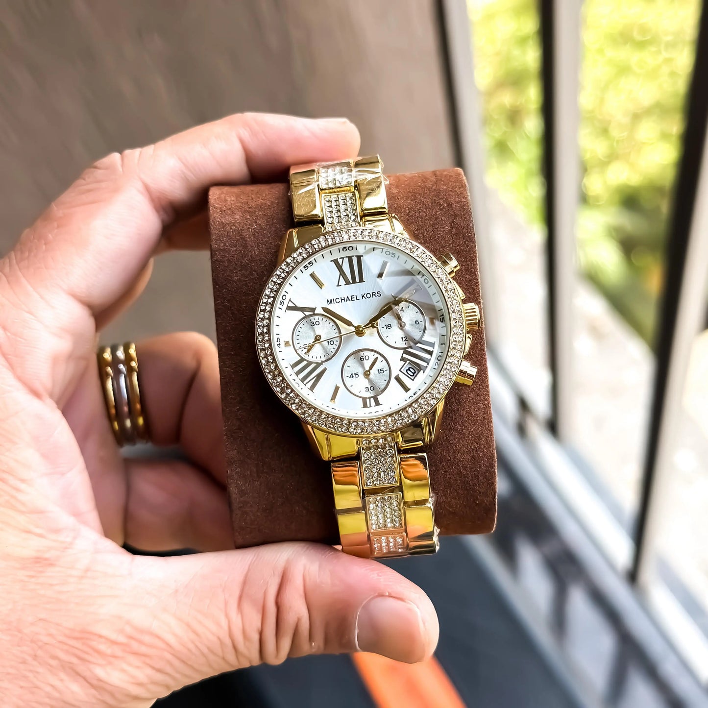 MICHAELKORS_DAIMOND_GOLD_WHITE