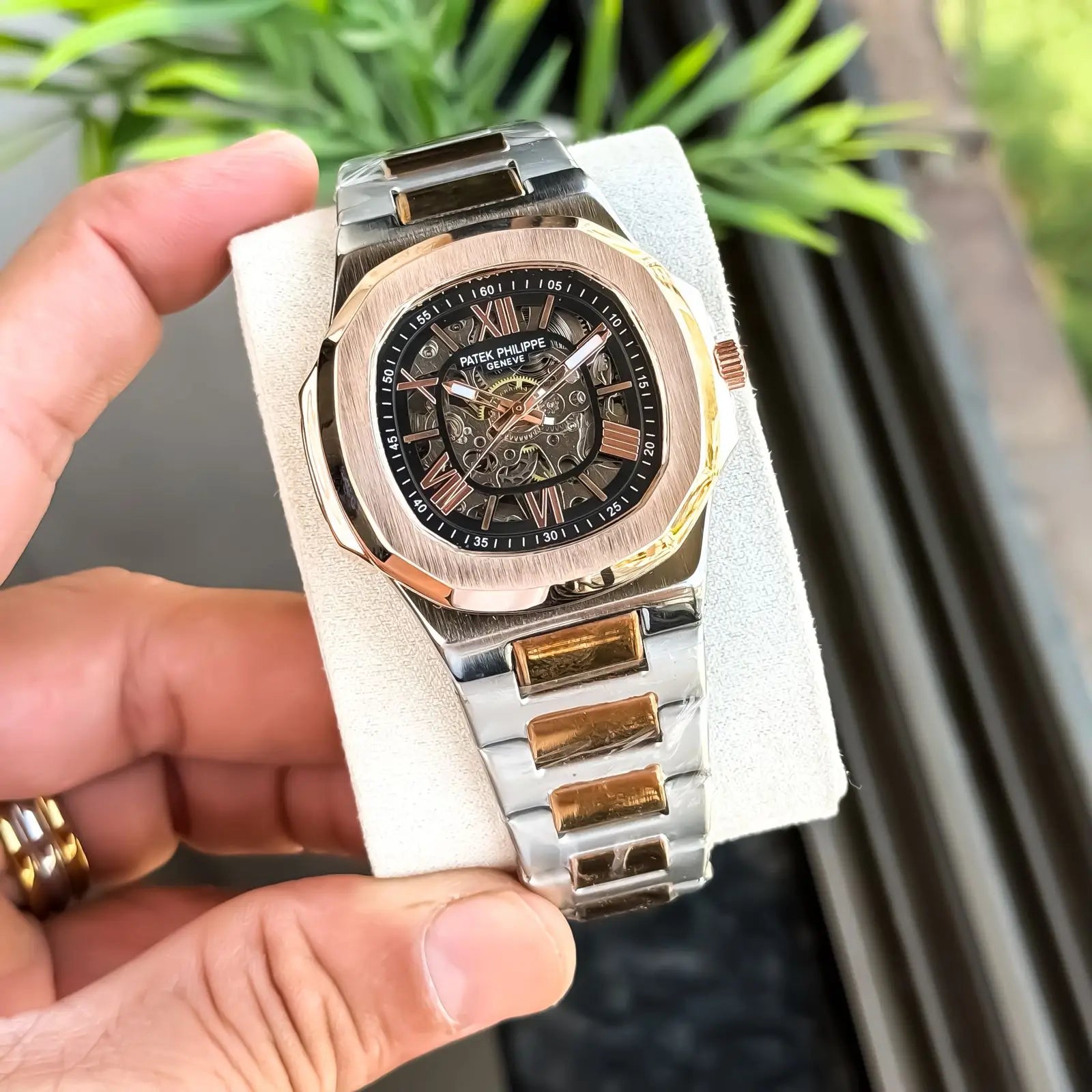 PATEK_PHILIPPE_ROSE_TT_BLACK