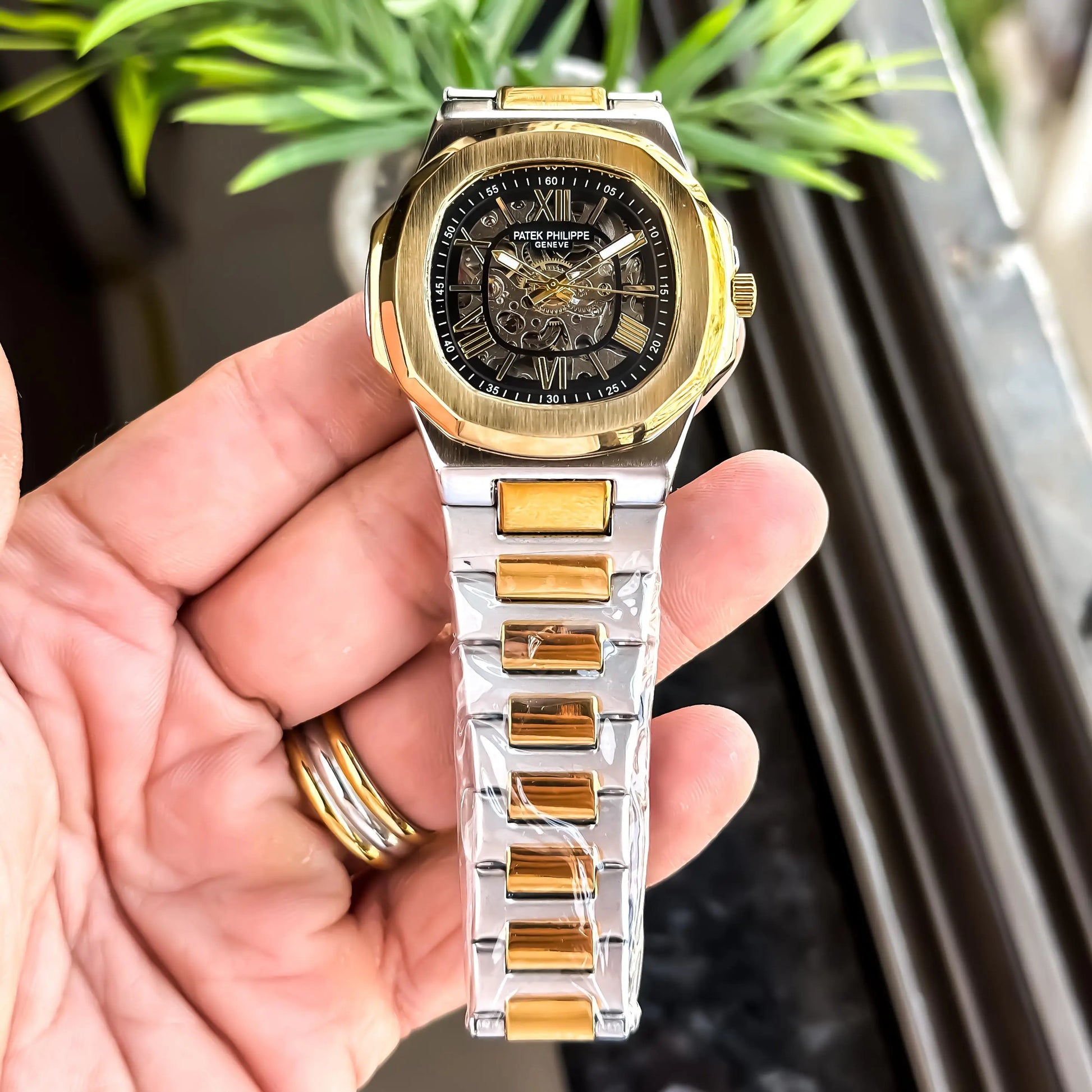 PATEK_PHILIPPE_GOLD_TT_BLACK